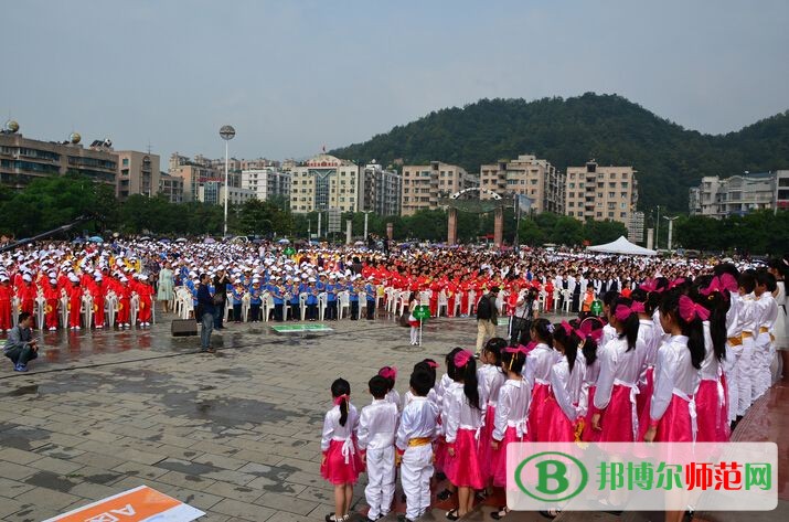 貴陽振華藝術(shù)師范職校2023年報名條件、招生要求、招生對象