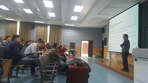 堅持在改進(jìn)中加強(qiáng)博士生思想政治理論課教學(xué)