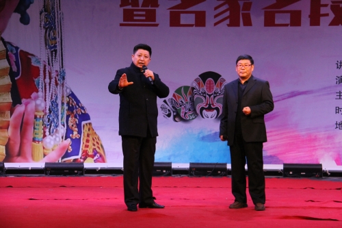 京劇社彭心怡、梁佳等演唱傳統(tǒng)京劇《打龍袍》選段