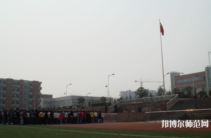 重慶龍門(mén)浩幼師職業(yè)中學(xué)校