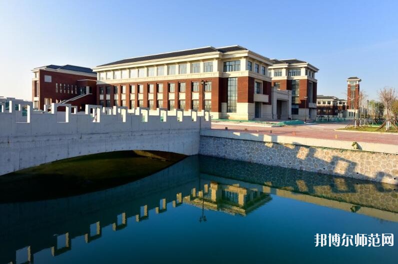 天津中醫(yī)藥師范大學(xué)招生辦聯(lián)系電話(huà)