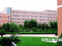 成都城市建設(shè)技工幼兒師范學(xué)校2023年報(bào)名條件、招生要求、招生對象