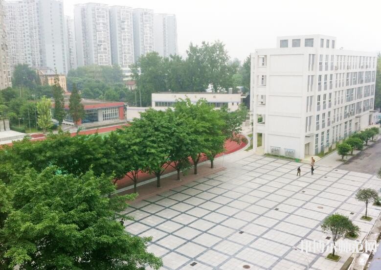 成都洞子口職業(yè)幼兒師范高級(jí)中學(xué)2018年報(bào)名條件、招生對(duì)象