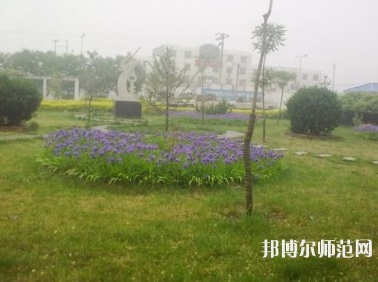 泊頭職教幼兒師范中心2018年報(bào)名條件、招生對(duì)象