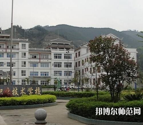 黎平中等幼兒師范職業(yè)技術(shù)學(xué)校2023年報(bào)名條件、招生要求、招生對(duì)象