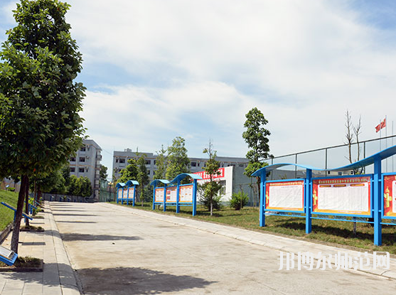 蒼溪縣幼兒師范職業(yè)高級(jí)中學(xué)2020年報(bào)名條件、招生要求、招生對(duì)象 