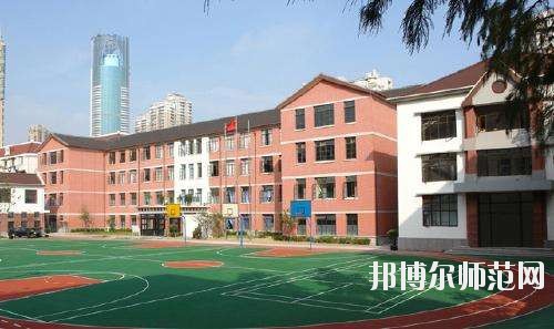 石家莊東方科技幼兒師范中等專(zhuān)業(yè)學(xué)校2020年報(bào)名條件、招生要求、招生對(duì)象