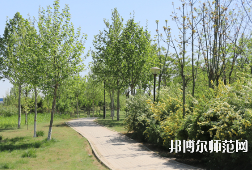 石家莊中英航空幼兒師范中等專(zhuān)業(yè)學(xué)校怎么樣、好不好