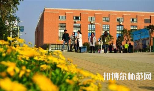 四川五月花專修師范學(xué)院2020年報(bào)名條件、招生要求、招生對(duì)象
