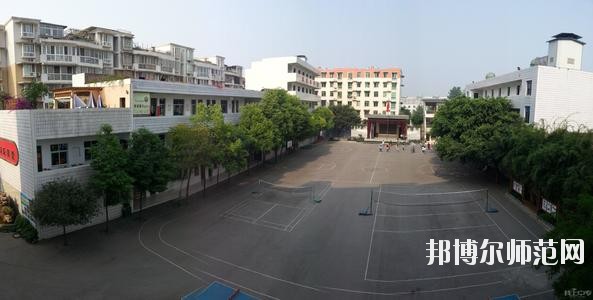 天府新區(qū)成人中等專業(yè)幼兒師范學(xué)校2020年報(bào)名條件、招生要求、招生對(duì)象