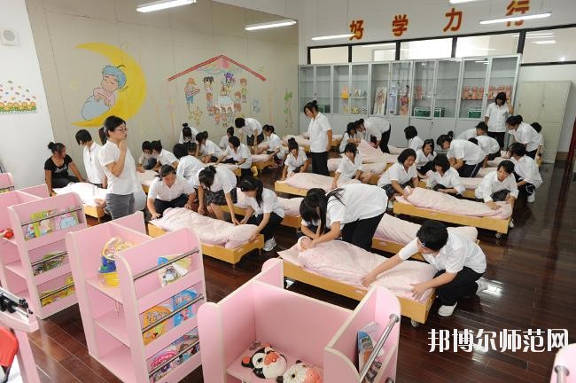 陜西2020年設(shè)有幼師學校的公辦大專學校