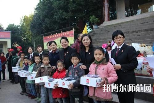 岳池白廟幼兒師范職業(yè)中學(xué)2020年報(bào)名條件、招生要求、招生對(duì)象