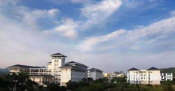 廣西2020年男生讀幼師學(xué)校學(xué)什么專(zhuān)業(yè)好