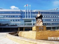 昆明2021年幼師學(xué)校中專升大?？际裁? /><b>昆明2021年幼師學(xué)校中專升大?？际裁?/b><span>2020-12-15 09:35</span><p>幼師學(xué)校中專升大專考什么?初中畢業(yè)后，有很多同學(xué)由于各種方面的原因沒(méi)能選擇就讀高中，而是選擇就讀中職院校的學(xué)前教育專業(yè)，</p></a></li>
            <li><a href=