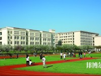 南京市2020年中專幼師學(xué)?？梢钥即髮? /><b>南京市2020年中專幼師學(xué)?？梢钥即髮?/b><span>2019-12-24 13:45</span><p>南京市2020年中專幼師學(xué)?？梢钥即髮?中專幼師學(xué)校畢業(yè)的同學(xué)當(dāng)然是可以考大專院校的。畢竟現(xiàn)在社會(huì)的就業(yè)競爭壓力是很大的，</p></a></li>
            <li><a href=