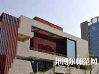 鄭州2020年幼師學(xué)校中專升大?？际裁? /><b>鄭州2020年幼師學(xué)校中專升大?？际裁?/b><span>2020-02-26 14:22</span><p>鄭州2020年幼師學(xué)校中專升大?？际裁?，幼師專業(yè)在近年來飛速發(fā)展，雖然人才緊缺，但由于家長對(duì)孩子的重視，社會(huì)對(duì)幼兒教師專業(yè)越</p></a></li>
            <li><a href=
