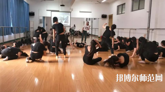 金昌2020年讀幼師學?？梢钥即髮W嗎