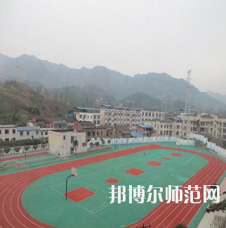 重慶統(tǒng)景幼師職業(yè)中學(xué)怎么樣、好不好