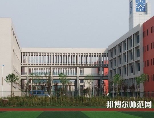 昆明藝術(shù)幼兒師范學校2021年招生錄取分數(shù)線