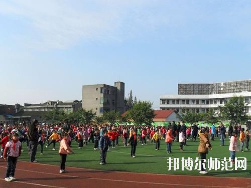 孝泉師范學(xué)校2023年學(xué)費(fèi)、收費(fèi)多少