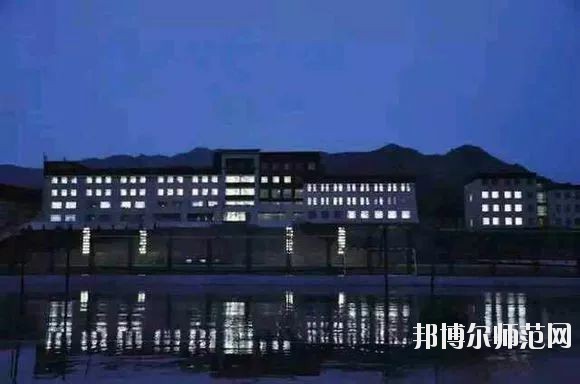呼和浩特職業(yè)師范學(xué)院東校區(qū)2021年報(bào)名條件、招生要求、招生對(duì)象
