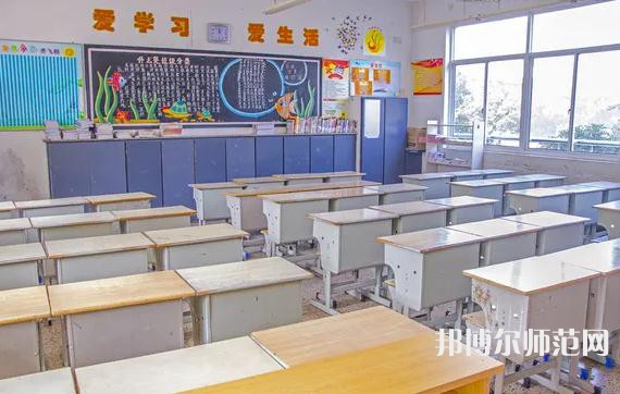 寶塔區(qū)幼師職業(yè)教育中心2023年招生辦聯(lián)系電話(huà)