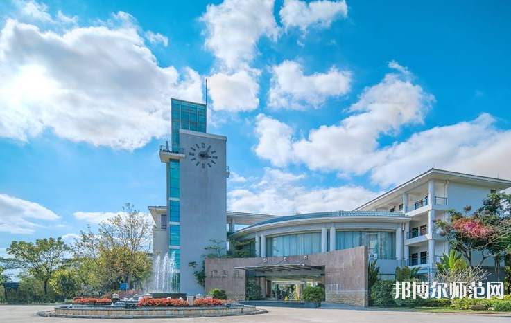 廣東外語外貿(mào)師范大學(xué)南國(guó)商學(xué)院2023年招生代碼