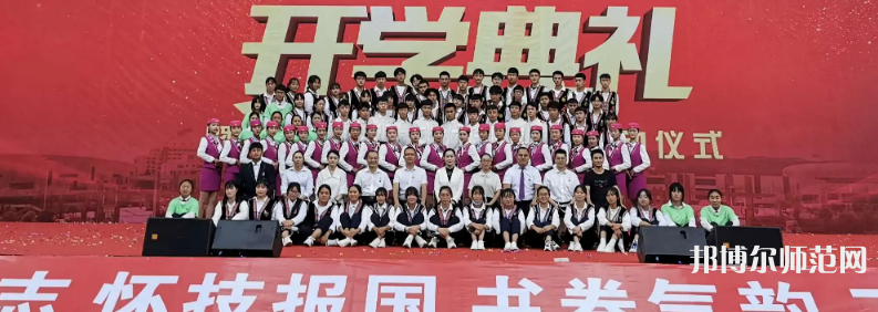 云南現(xiàn)代職業(yè)技術(shù)師范學(xué)院2023年報(bào)名條件、招生要求、招生對(duì)象