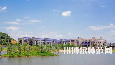 南華師范大學(xué)雨母校區(qū)2023年報(bào)名條件、招生要求、招生對象