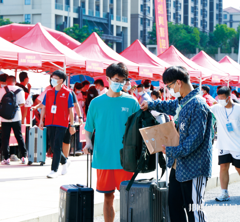 青島科技師范大學(xué)嶗山校區(qū)2023年報名條件、招生要求、招生對象 