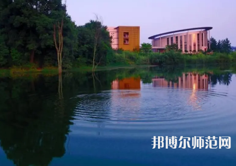 重慶師范大學涉外商貿(mào)學院合川校區(qū)2023年招生代碼