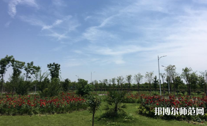 長江大學(xué)師范學(xué)院武漢校區(qū)2023年報(bào)名條件、招生要求、招生對象