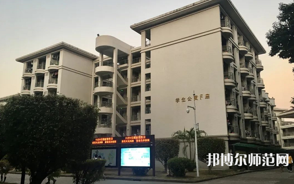華中師范大學(xué)2023年報(bào)名條件、招生要求、招生對(duì)象