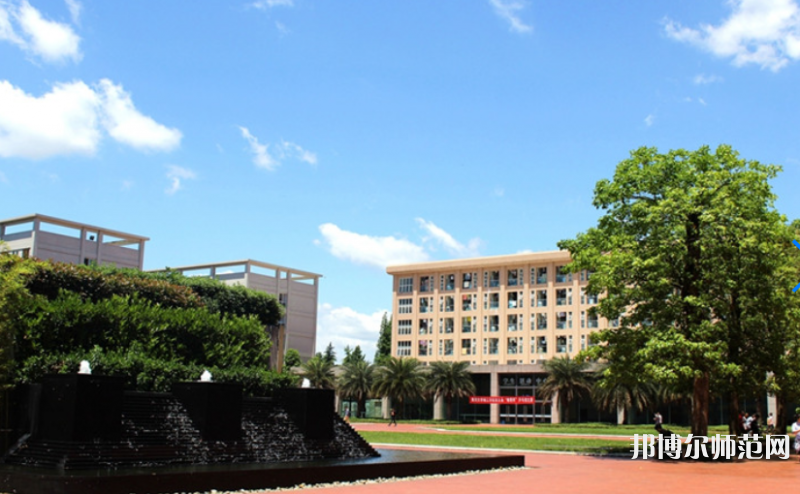 四川大學錦江師范學院2023年報名條件、招生要求、招生對象 