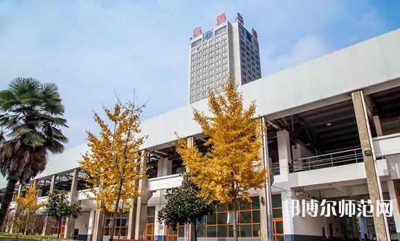 西安建筑科技師范大學(xué)華清學(xué)院2023年報(bào)名條件、招生要求、招生對(duì)象