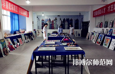 雅安幼師職業(yè)高級(jí)中學(xué)2023年怎么樣、好不好