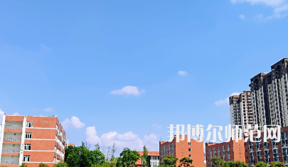 2023年四川商務(wù)幼兒師范學(xué)校報(bào)名條件、招生對象