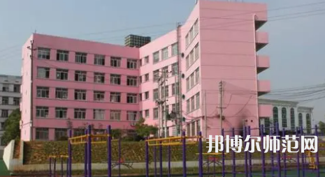 2023年達(dá)州高級技工幼兒師范學(xué)校報名條件、招生對象