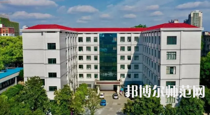 2023年湖南耒陽師范學(xué)校報名條件、招生對象