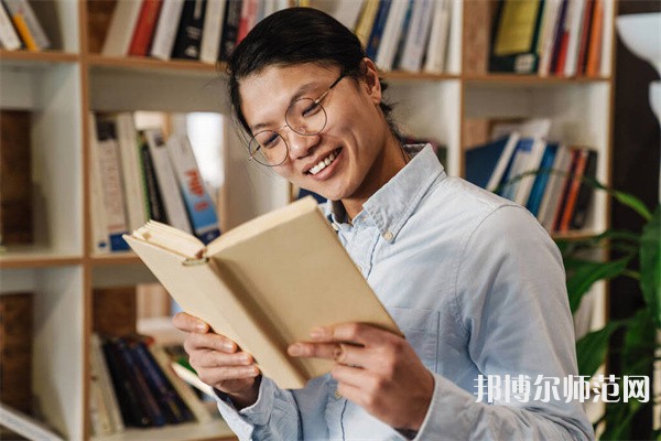 上海外國語師范大學(xué)賢達經(jīng)濟人文學(xué)院崇明校區(qū)介紹、地址