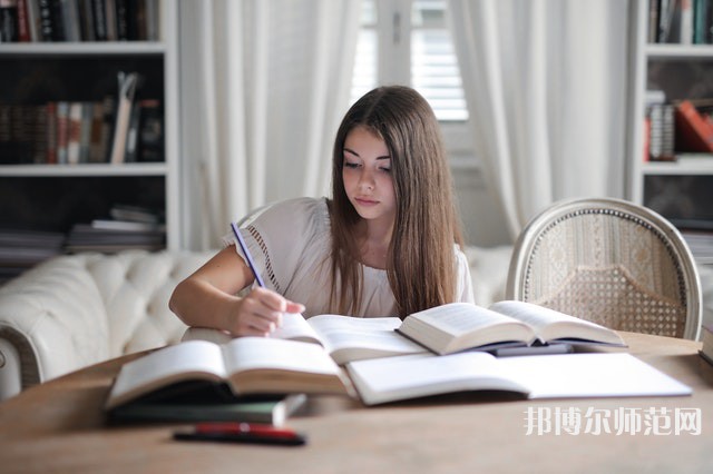 新疆大學(xué)師范學(xué)院南校區(qū)介紹、地址