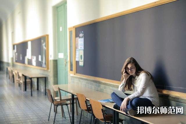 湖北三峽職業(yè)技術(shù)師范學(xué)院介紹、地址